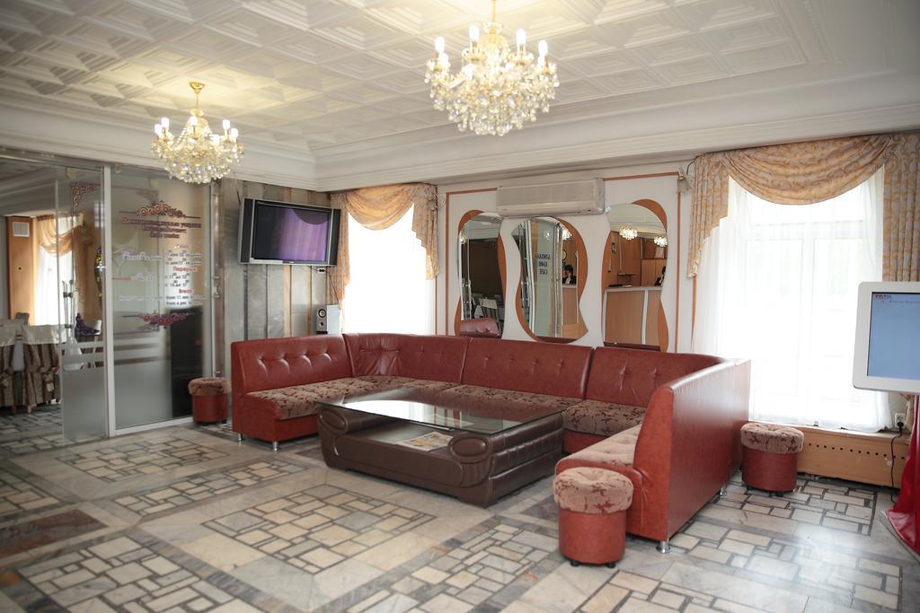 Turist Astana Bagian luar foto